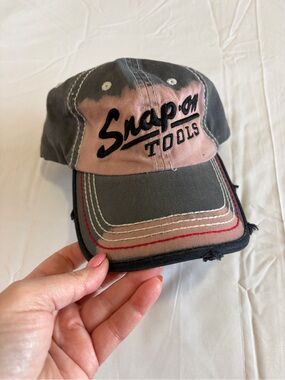 Snap-on Tools Women's Distressed Two-Tone Cap in Gray and Pink baseball hat